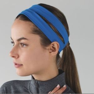 NWT Lululemon Sweat It Out Headband Lakeside Blue